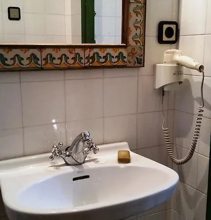 Carmen Alcanar Guest house